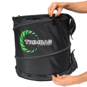 Trimbag Dry Trimmer is easy to collapse and latch while not in use