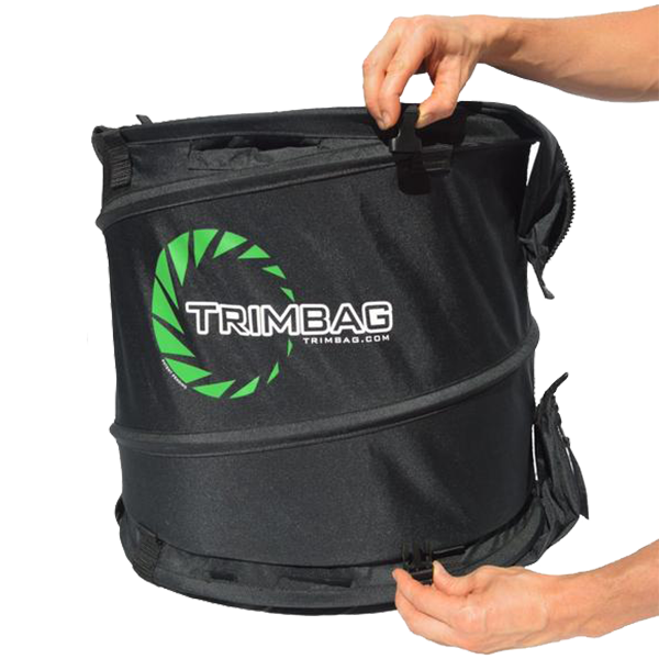 Trimbag Dry Trimmer is easy to collapse and latch while not in use